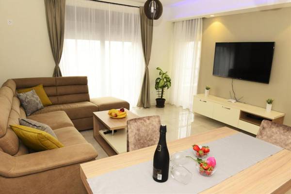 Ralux apartman Tivat