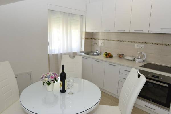 Apartmani Stefanija