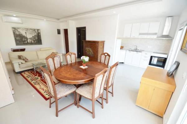 Apartments Rajsko Mjesto