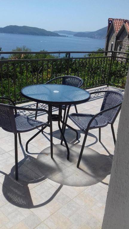 Apartments Mitrović Podličak