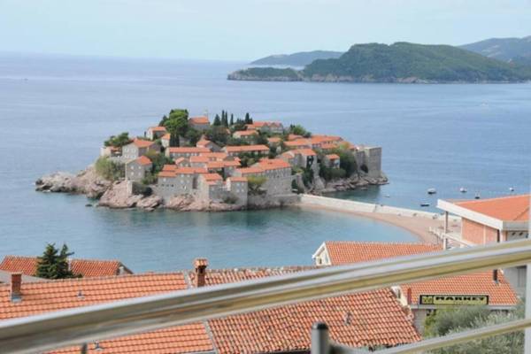 BMV apartment 1 with sea view