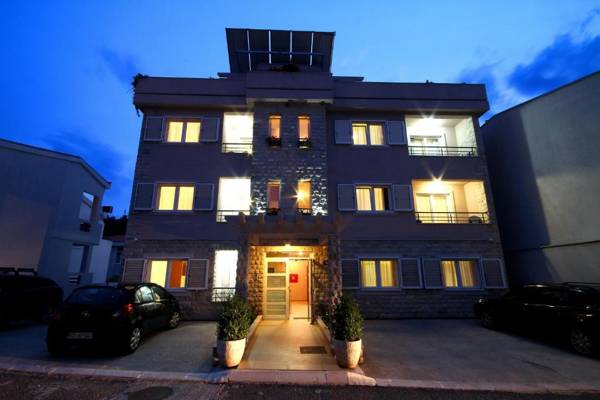 Petrovac Holiday Apartments