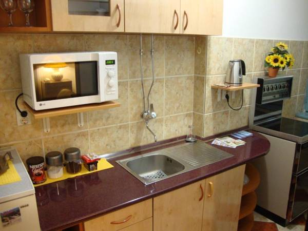 Centre Point Apartment