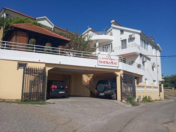 Apartments Šofranac