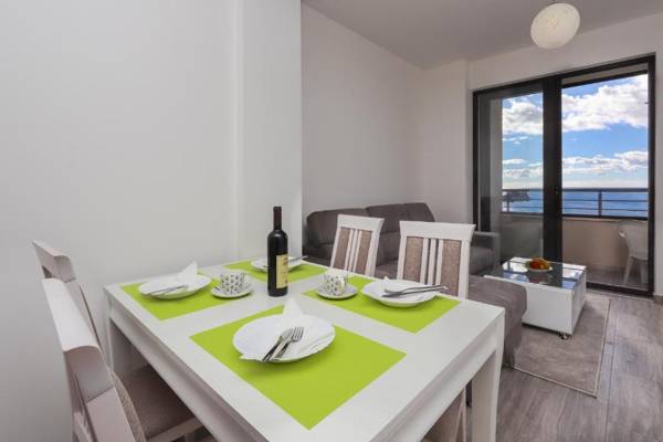 Apartment Sidro