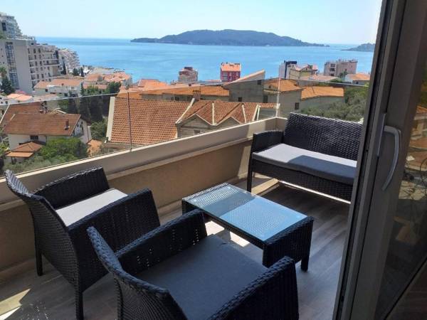 Lunde Sea View Apartment