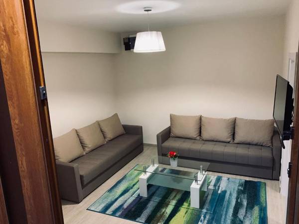 Apartment Happy family in the Center