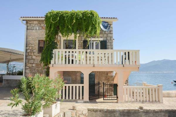 Old Fisherman House Krasici