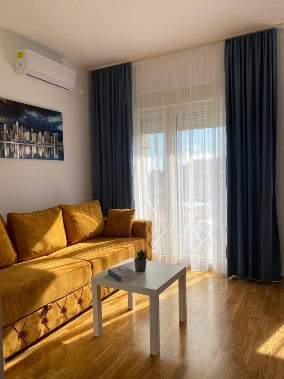 Comfort studio with sea view and swimming pool