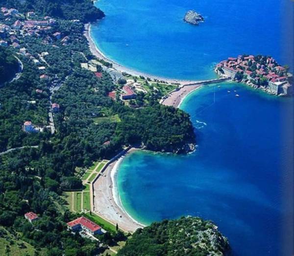 Beauty apartment in Blue star complex Pržno Montenegro