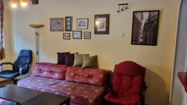 Workspace - Apartment Z