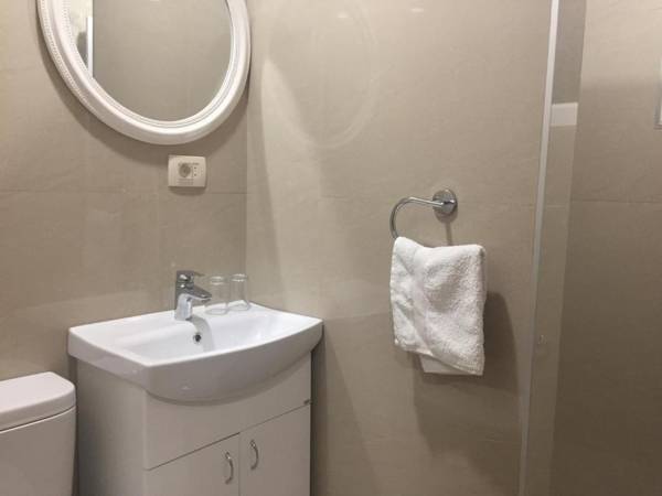 House 44 SEAFRONT APARTMENTS