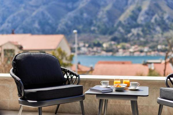Kotor Lux apartments and rooms