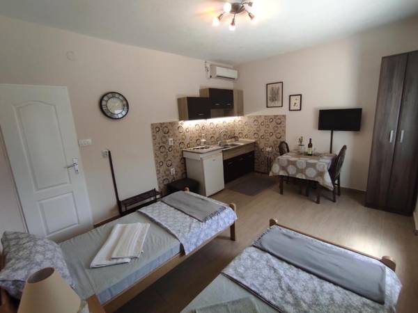 Apartments Željka-Dobrota