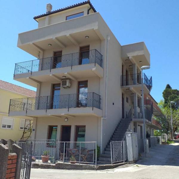Apartments Teona