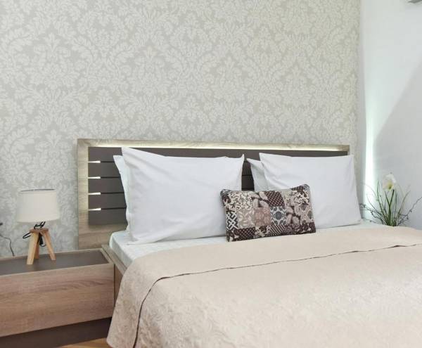 Palm square apartment 1