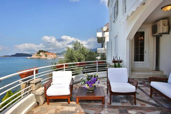 Royal Holiday Apartments Sveti Stefan