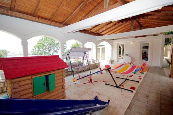 Royal Holiday Apartments Sveti Stefan