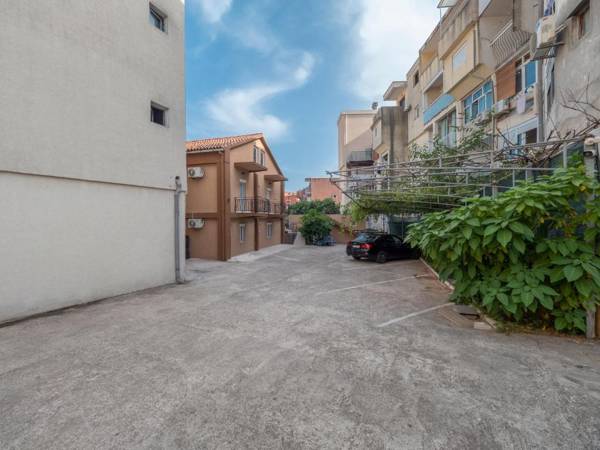 Cozy Apartments Kostovic