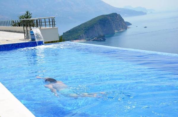 Altezza 14 Premium Tophill best view and pool