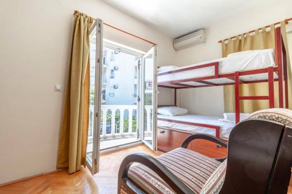 Hostel Budva
