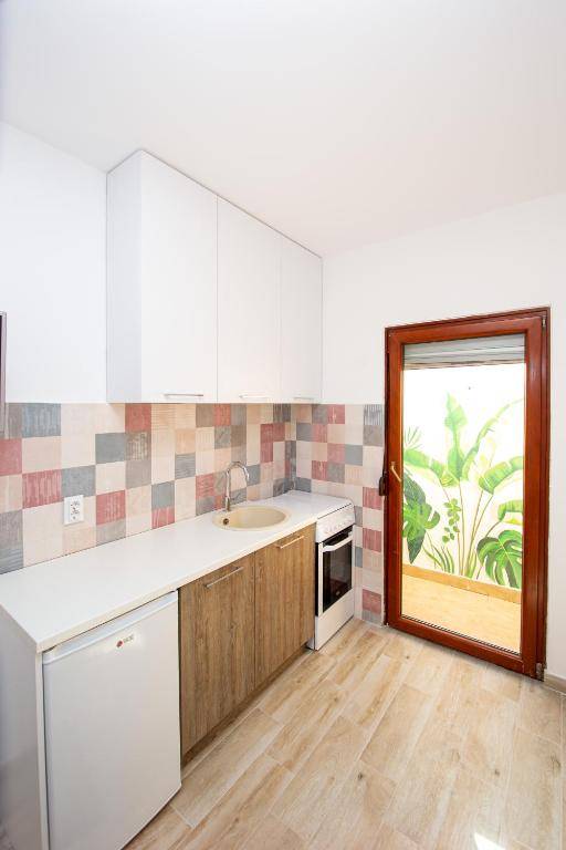 Budva Apartment Dejan 1