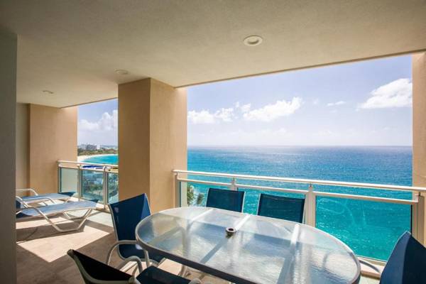 BEACHFRONT and LUXURY Condo - The CLIFF F6