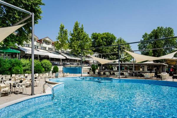 Romantique Veles Hotel