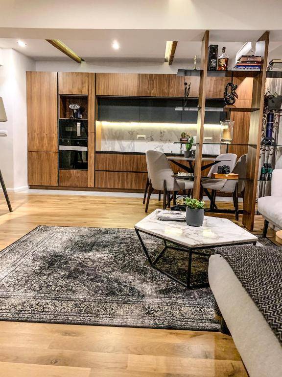 Contemporary apartment with amazing view of Skopje