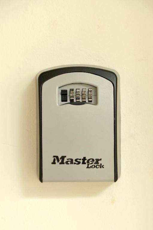 Stylish Blue & Modern Apartment