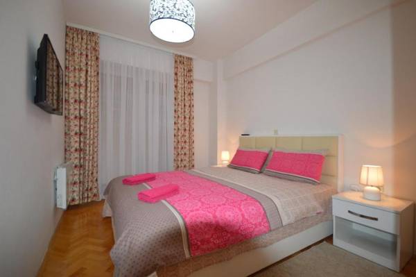 Ristevski Apartments