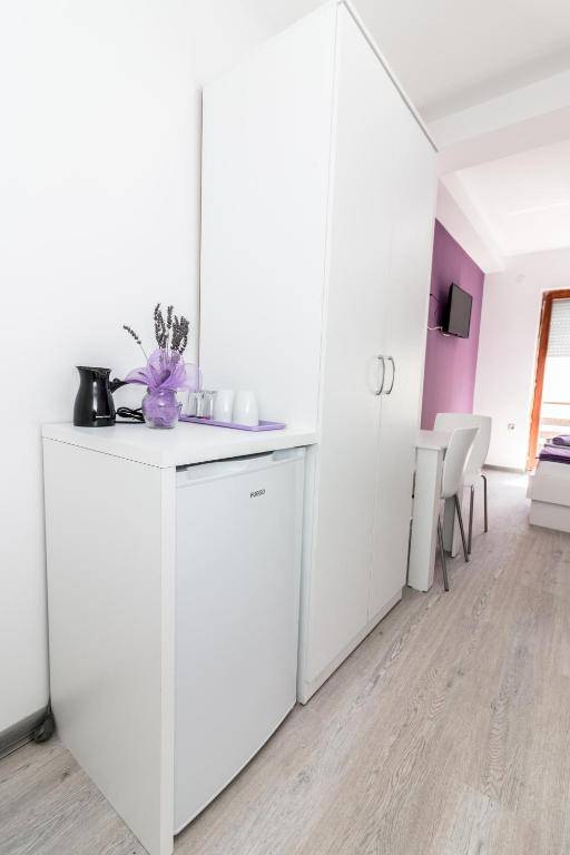 AGH Elite Apartments & Studios