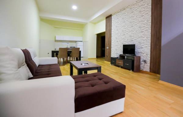 Park Diamond Apartments