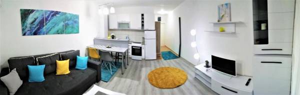 Apartment Stephanie Blue