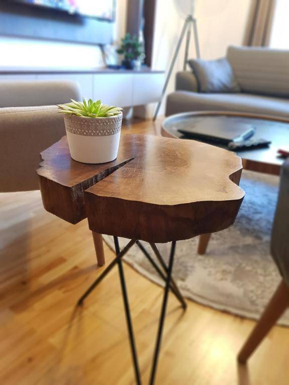 Central Pearl Apartment