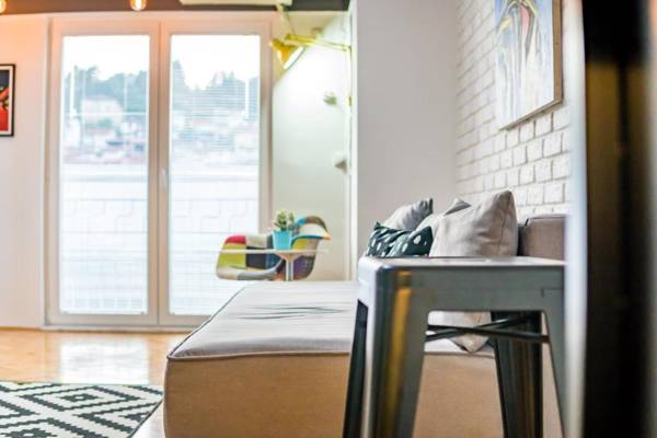 Central & Cozy by Danailov Apartments