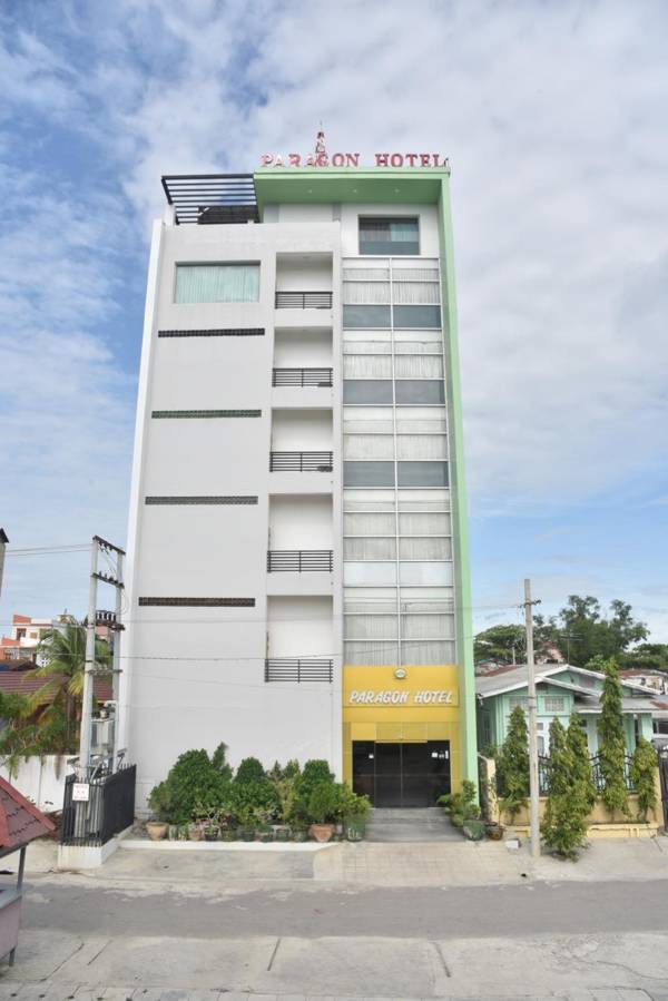 Paragon Hotel