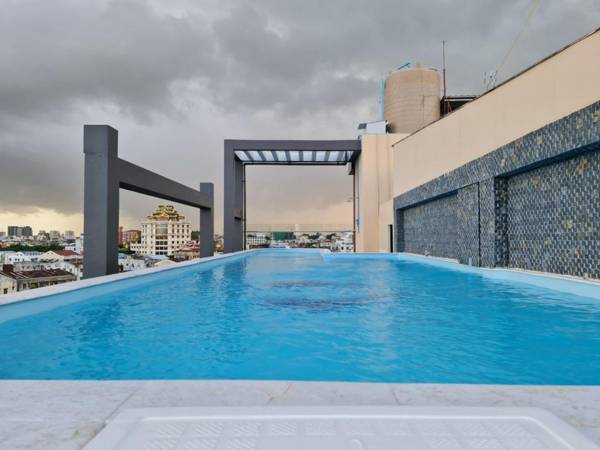 23 Hotel and Residence