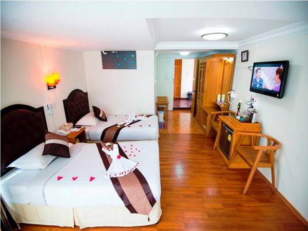 Cherry Queen Hotel