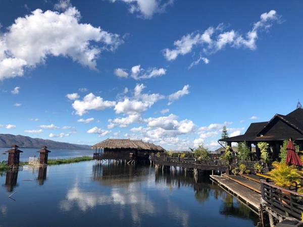 Sky Lake Inle Resort