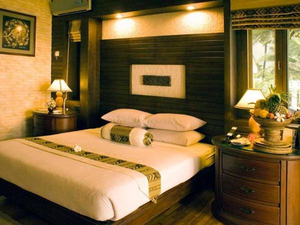 Sunny Paradise Resort