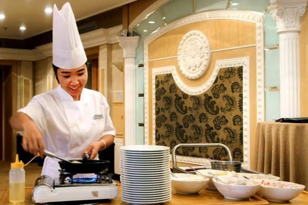 Chinggis Khaan Hotel