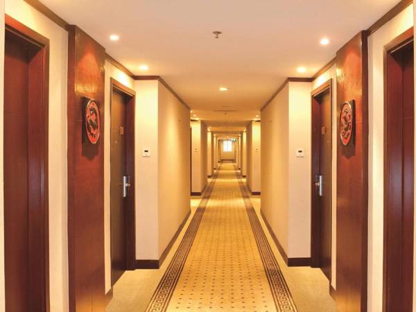 Emperor Hotel