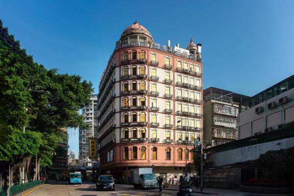 The Victoria Hotel