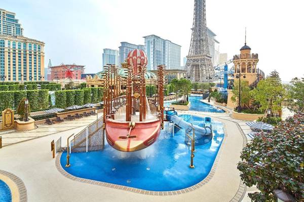 The Parisian Macao