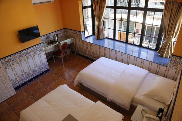 Joyful Family Inn