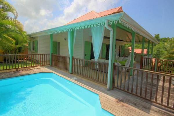 Villa avec piscine MQTI14