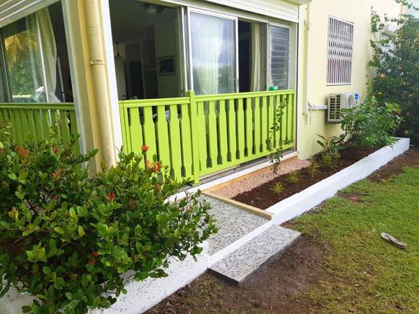 Appartement d'une chambre a Sainte Luce a 150 m de la plage avec vue sur la mer et jardin amenage