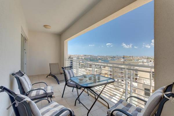 Luxury Apartment inc Pool & Views