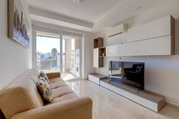 Modern 1BR Apartment in central St Julian's